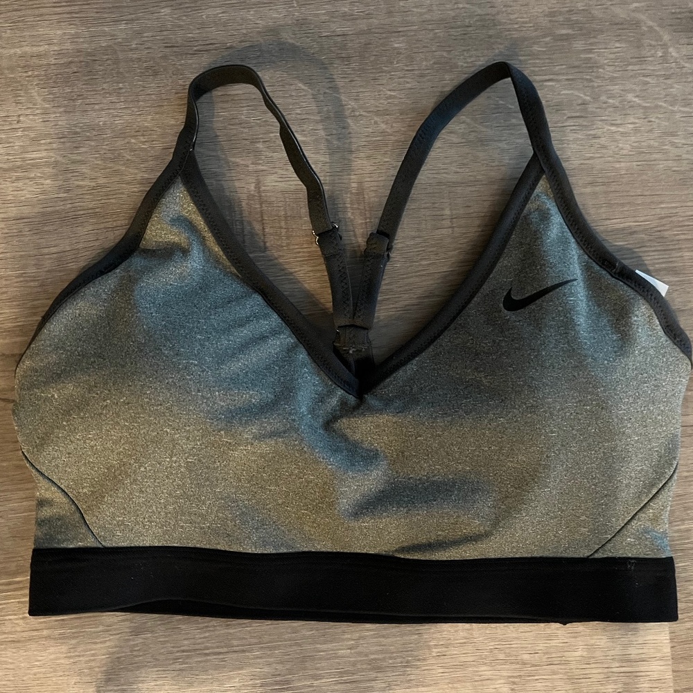 BRAND NEW without Hang Tag Nike Indy Grey Grey Sports Bra Size M